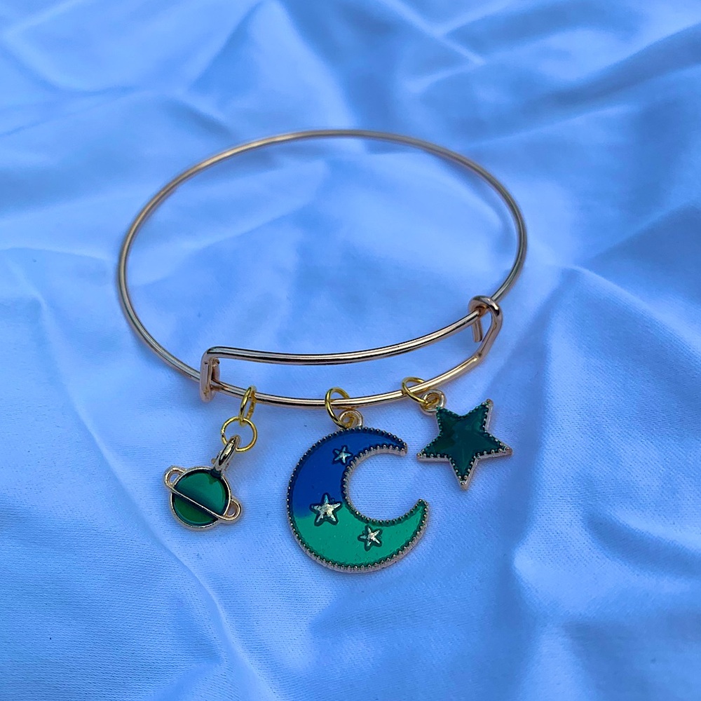 Brand New! Handmade! Adjustable Charm Bracelet
